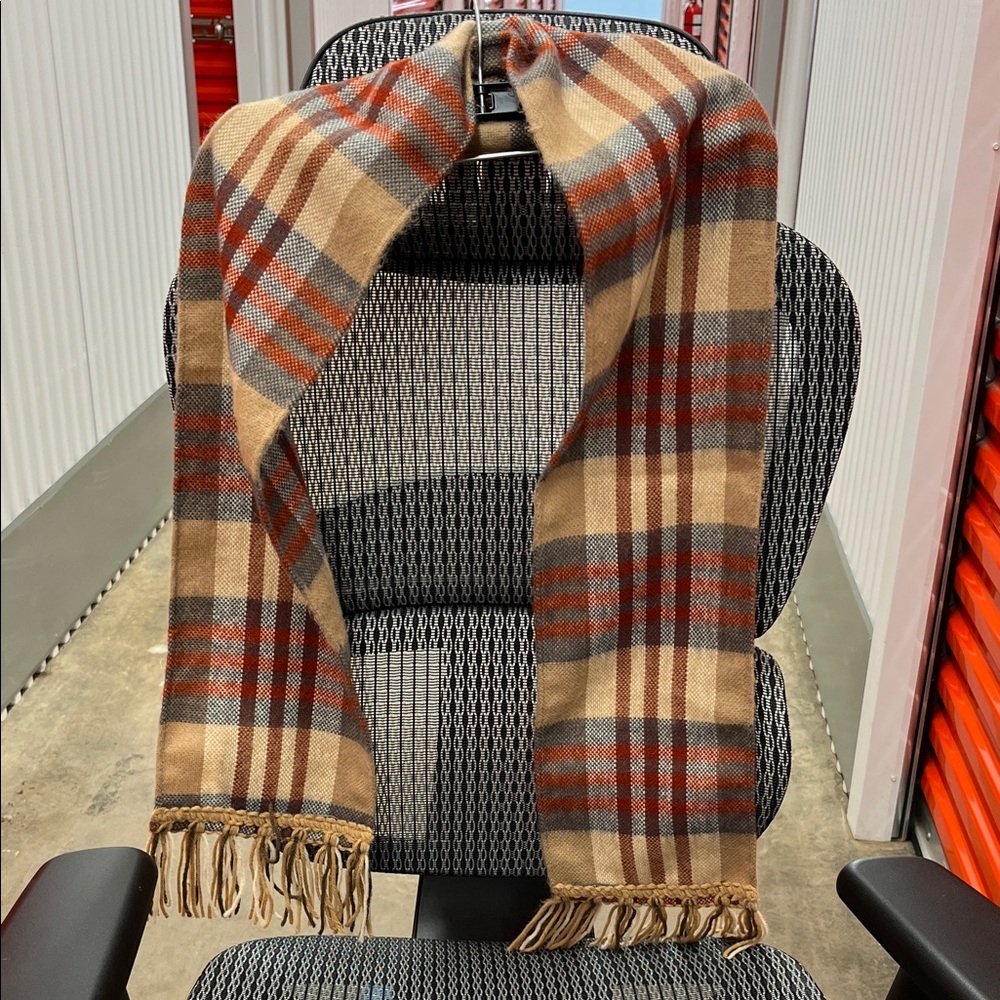 Classic Checkered Men's Scarf in Tan and Gray